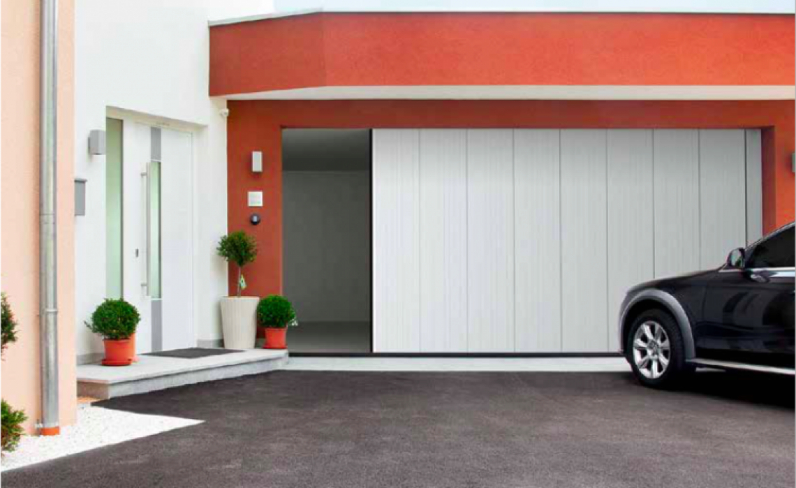 Stranska drsna garažna vrata