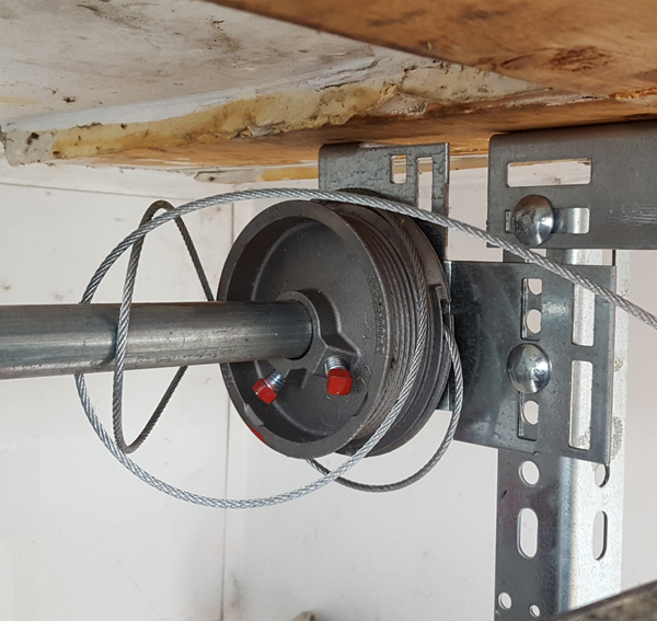 Najpogostej&scaron;i vzroki za okvaro garažnih vrat